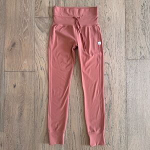 Vuori Daily High Rise Leggings XS Pink Drawstring Performance Gym